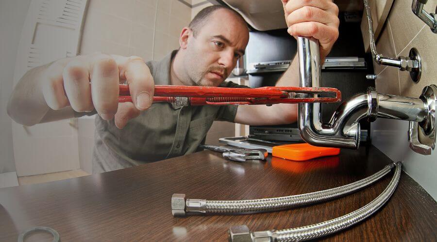 Expert burst pipe repair services in Wardville, OK
